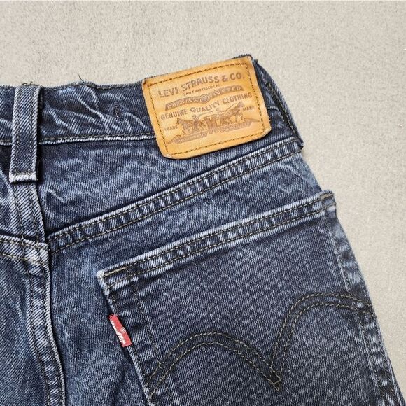 Levi's Wedgie Jeans Light Size 23 Tapered Leg High Waist - Picture 6 of 14